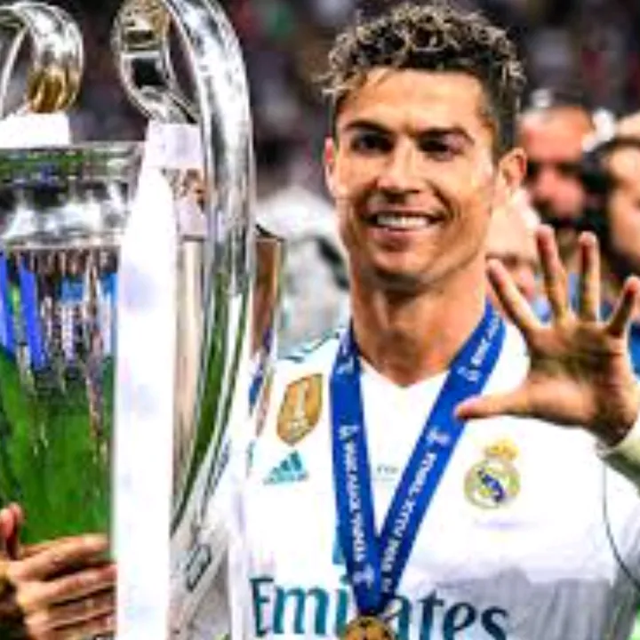 CR7_CRISTIANO-RONALDO_CR7