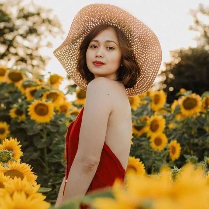 Maria Hallohesh