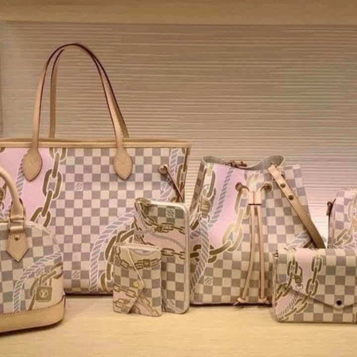 REGISTERED BAG'S ONLINE SHOP