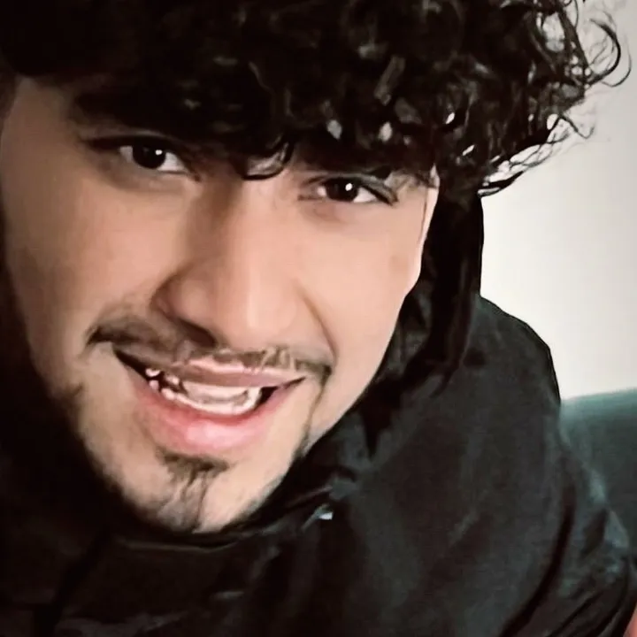 ᴥｒάＩs︵❣K҉հa̫ռ❤️✔️💪