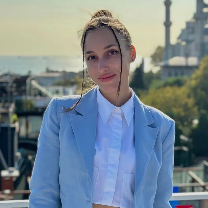 Larissa