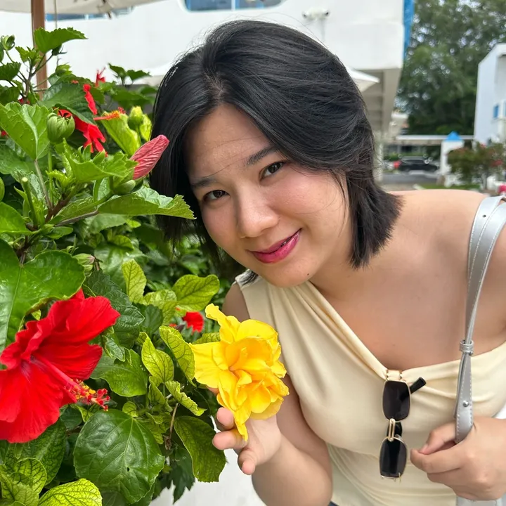 น้ำหวาน อัมพรมหา
