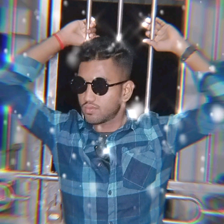 Kartik Choudhuri ,,, 🇸🇬💖😎