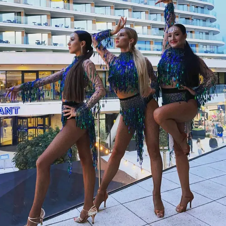 Aleksandra_showheelsdance