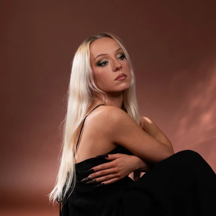 Angelica Mava
