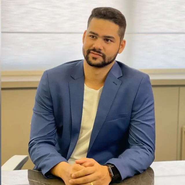 Dr.Guylherme Saraiva