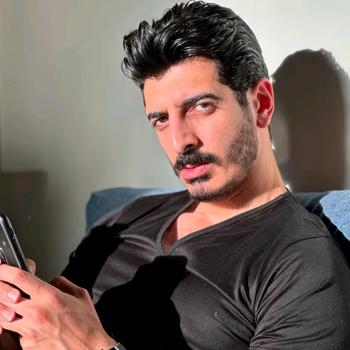 شاكر😎