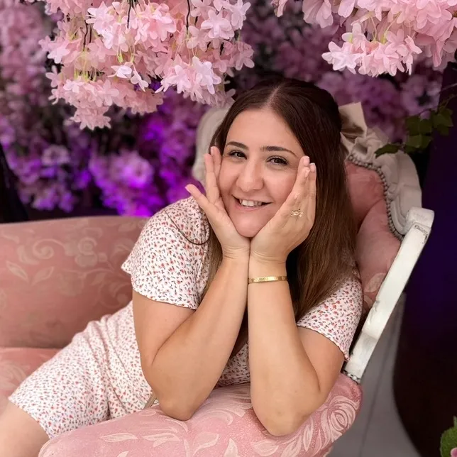 🇱🇧🇦🇺أم ميمي Mimi’s mama