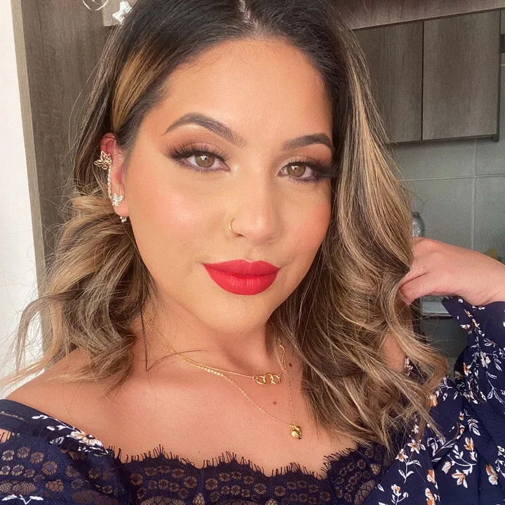 Jenni Carolina