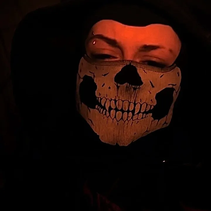 𝔅𝔩𝔞𝔠𝔨 𝔭𝔩𝔞𝔤𝔲𝔢