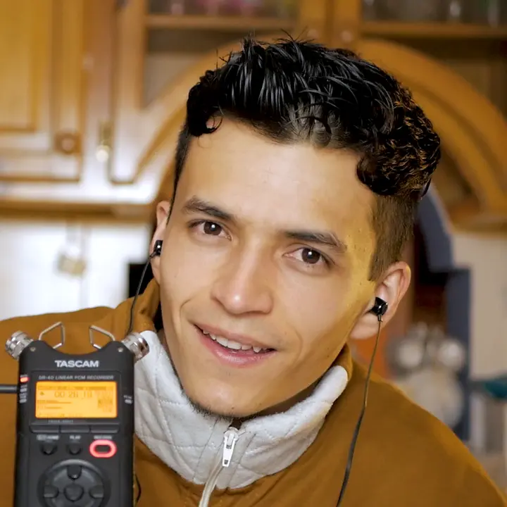 Axel ASMR