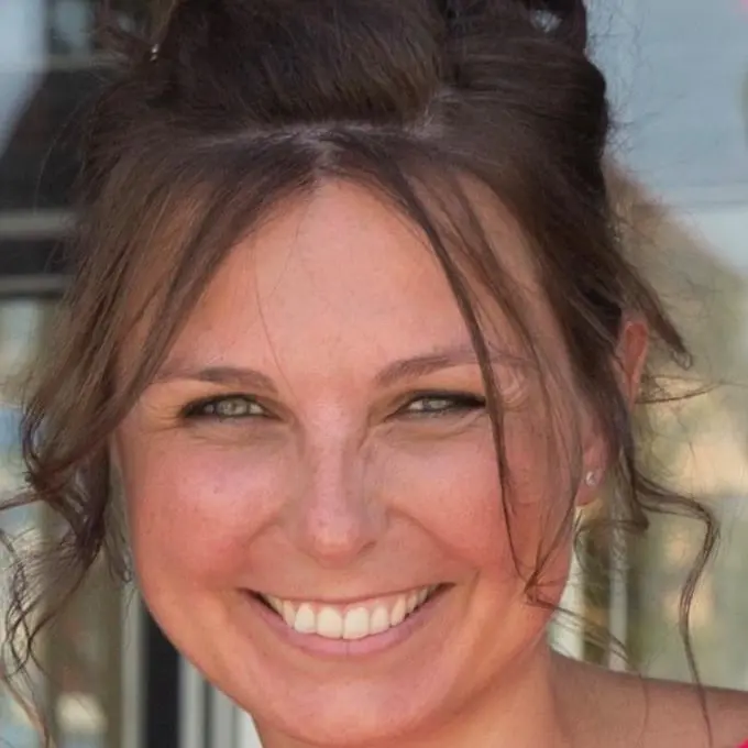 Rebecca Van Muylder