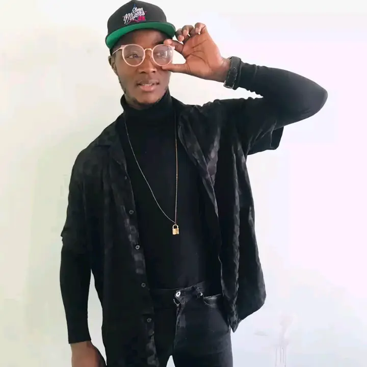 reedon26jr🇨🇲🇺🇦🇲🇨🇫🇮