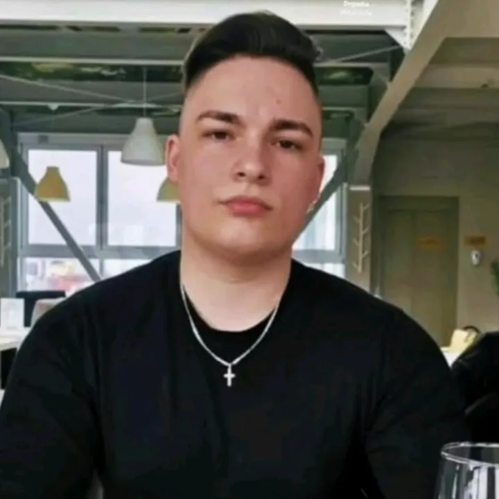 Alex Șaramet