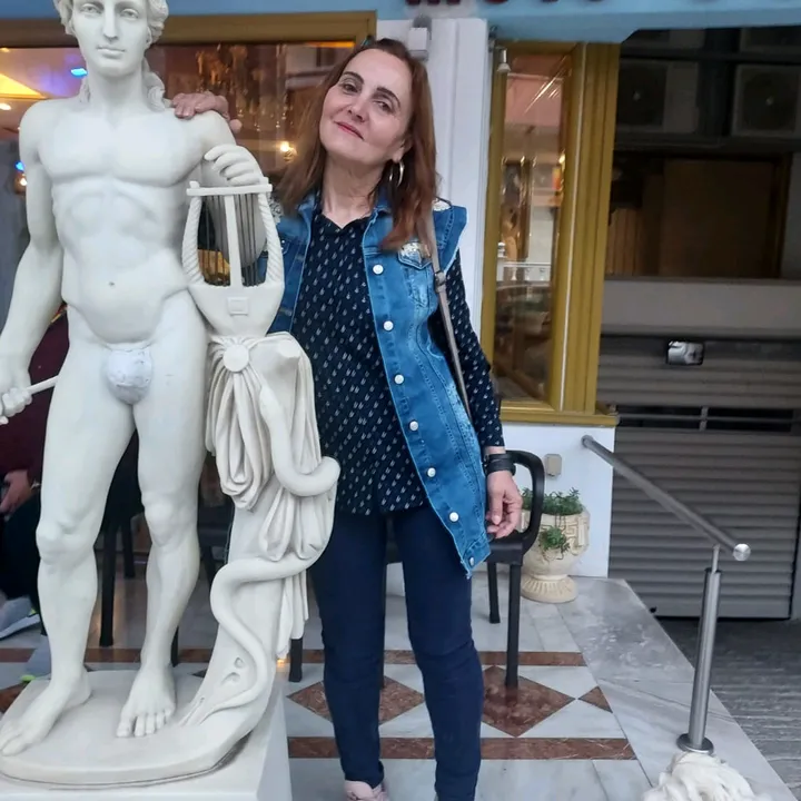 Busuioc Carmen