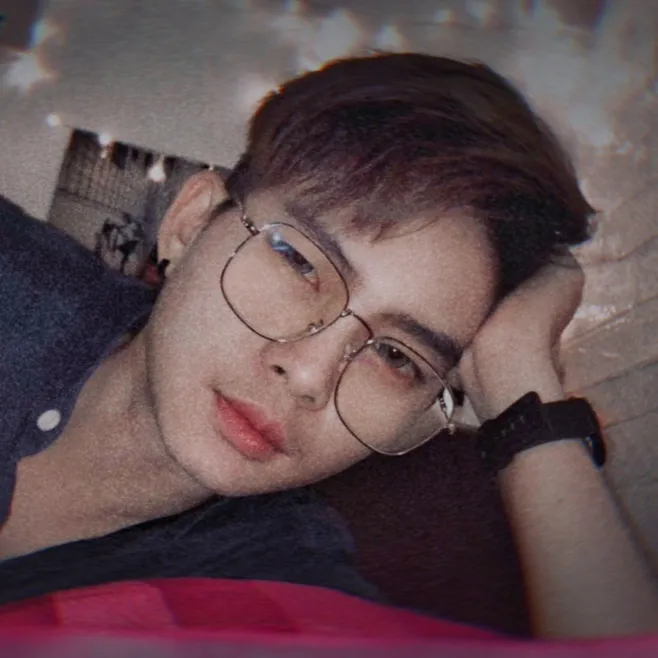 • ปายเฉยๆ ◡̈ 🐻‍❄️🌨️