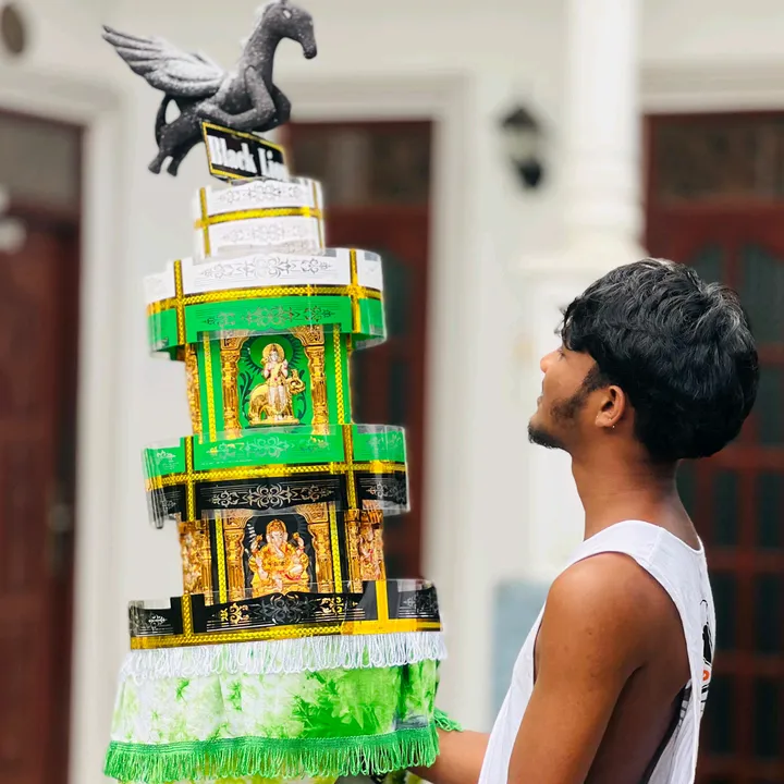 𝗖𝗥𝗔𝗭𝗬 🍁🪐🌀