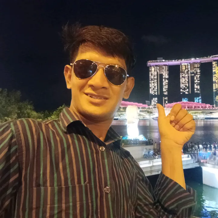 🇧🇩 Whatever happens smile ☺