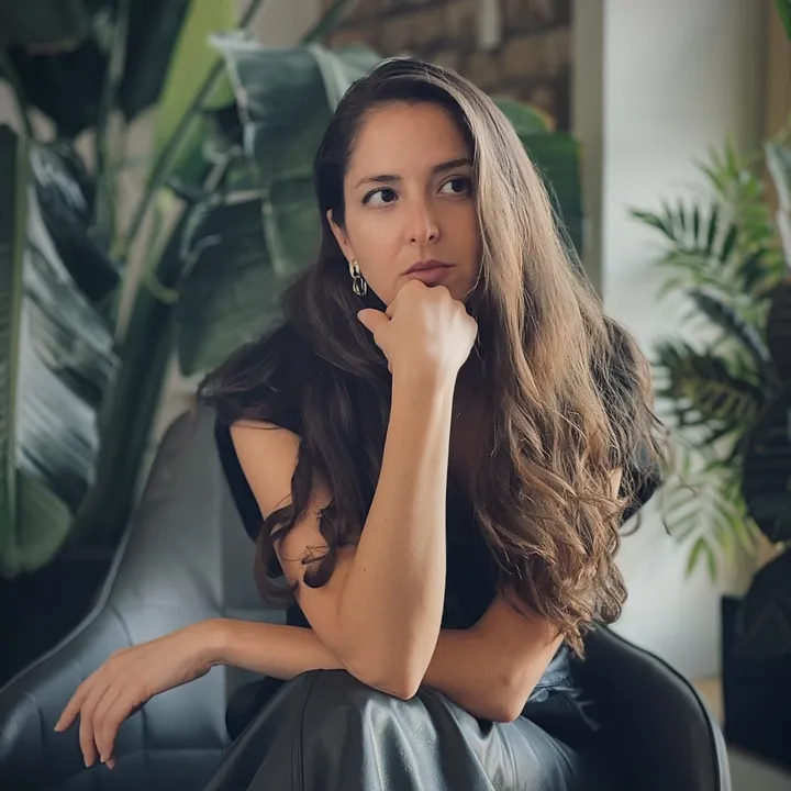 Andrea | La Psychic Gringa