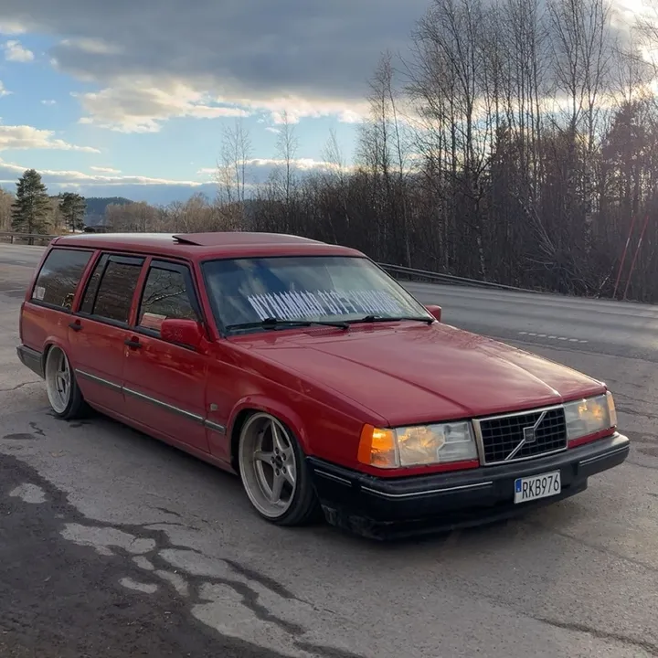 B200F