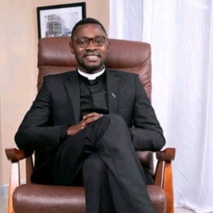 FR. ROGER MHM