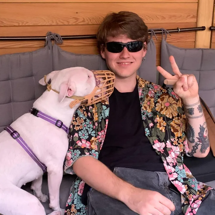 Дамирчик🤪✌🏻