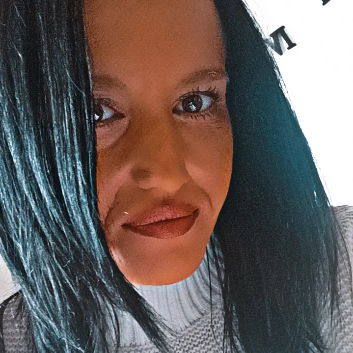 𝓐𝓵𝓮𝔁𝓪𝓷𝓭𝓻𝓪 𝓘𝓸𝓿𝓲ț𝓪