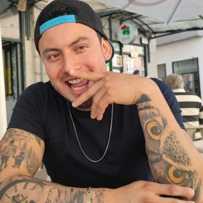 Daniel Benavides