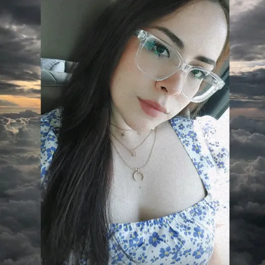 Mariely 🦋