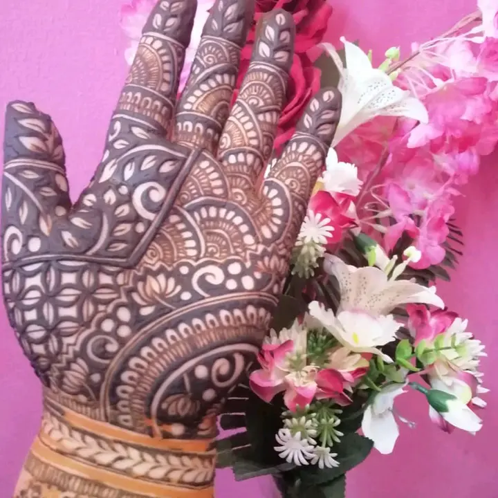 🙏❤️😊Henna Lover