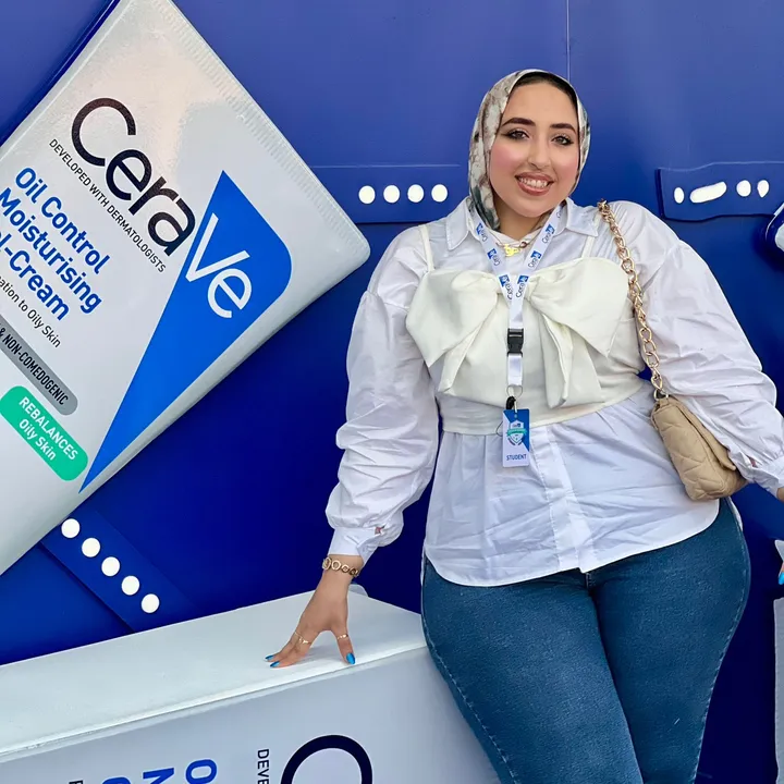 Dr /Naira Mohey Eldeen