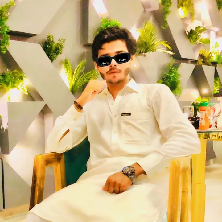 RaY-Arshad🖤