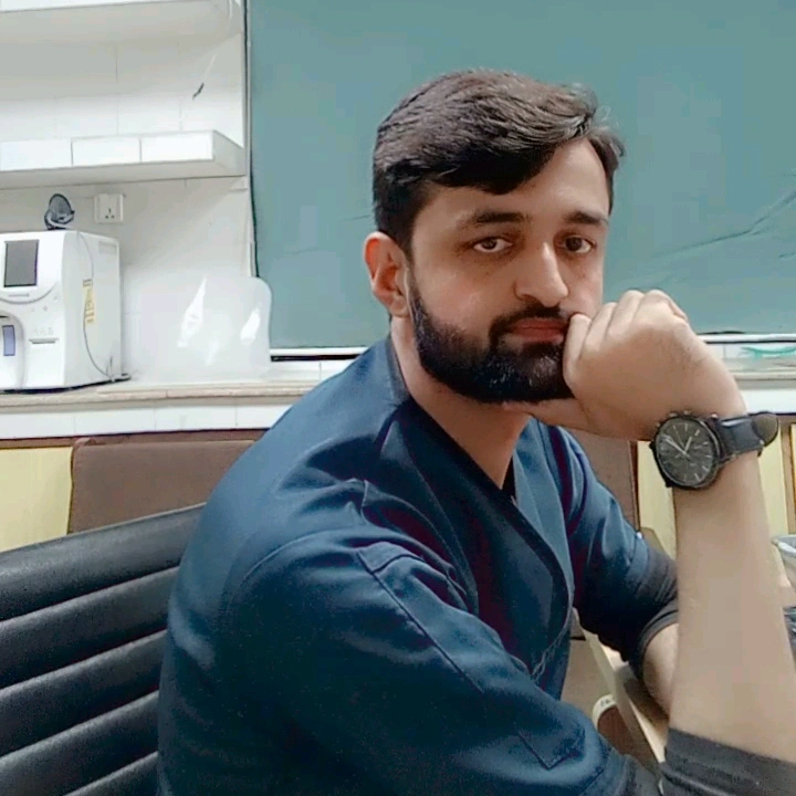 Haseeb bhatti(😍Bhakkar😝)