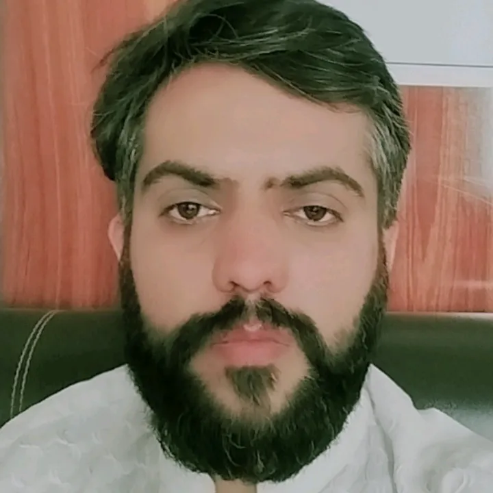 aliraza. . . .  #7