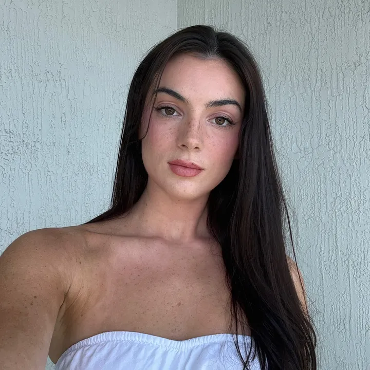 Lara 💕 mi-elskincare 🇨🇦
