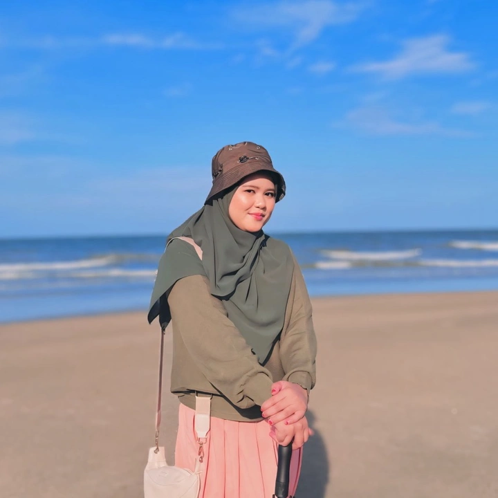 Nisa Sidek | makeupartist