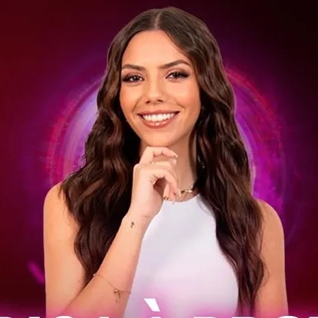 E R I C A  M A D E L Y N  🤍