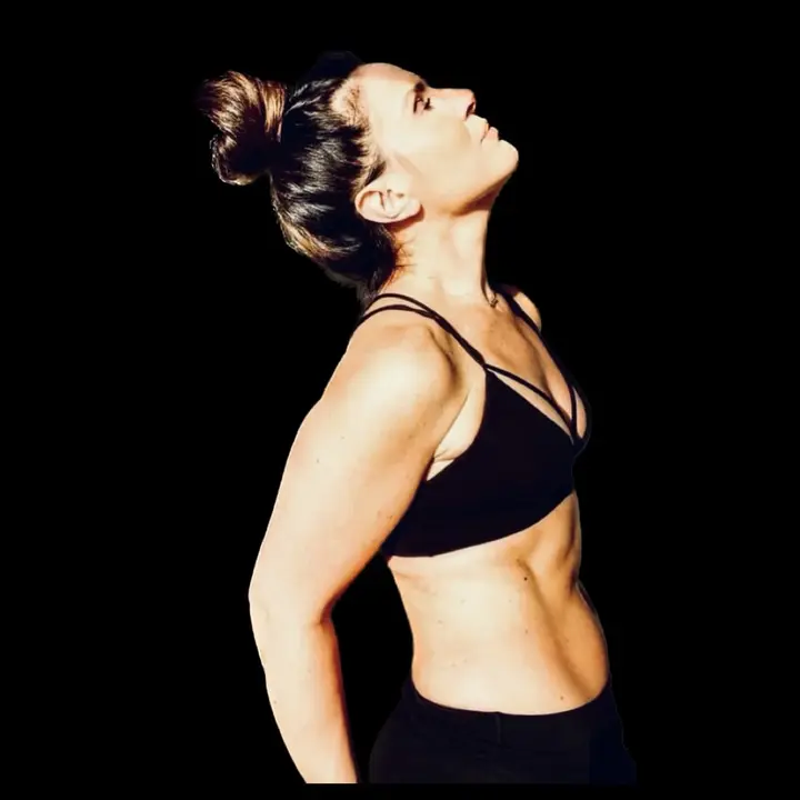 YOGA/POSTURE/BODY/SPORTS/