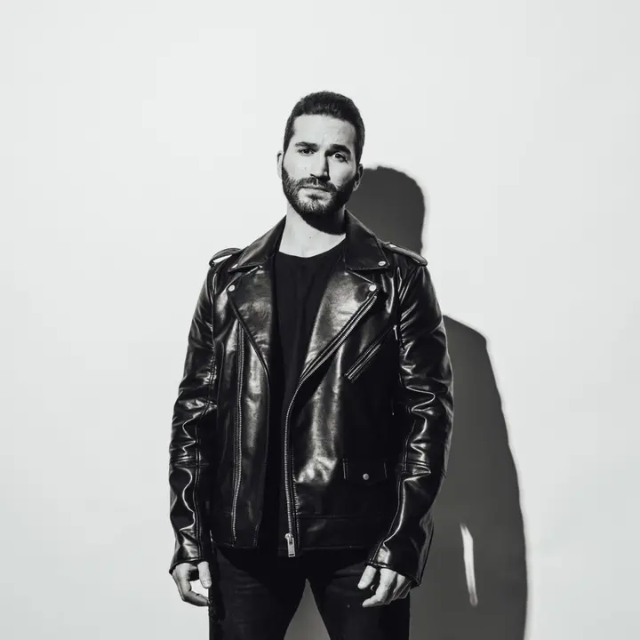 Simon Bass