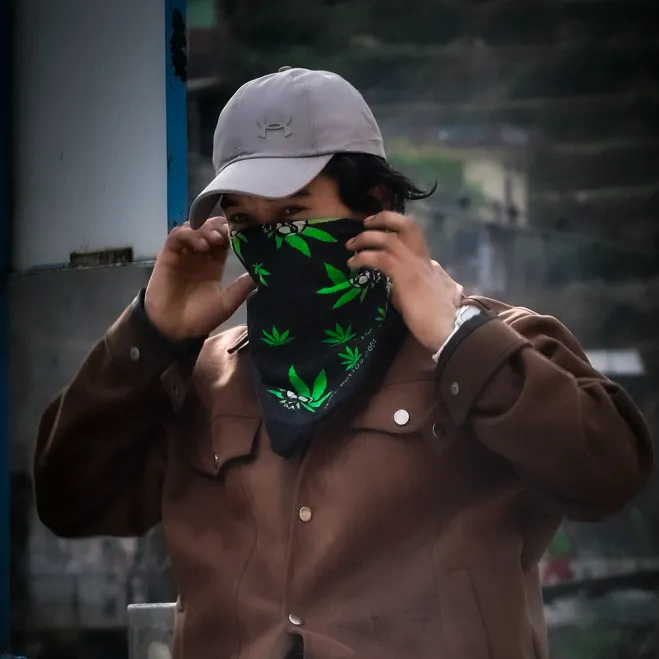 L-x Løñêly ThâQûrëë