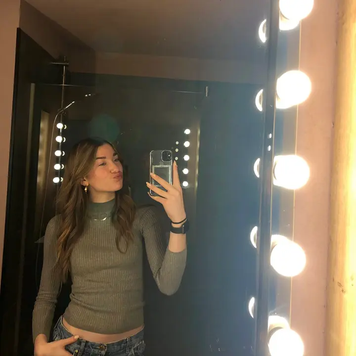 louanna🍸