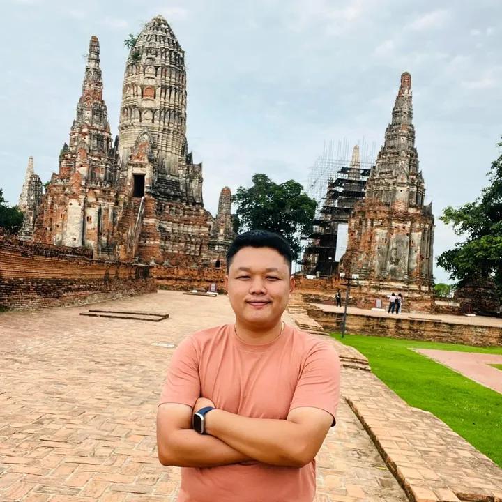 อาจารย์อ๊อฟ