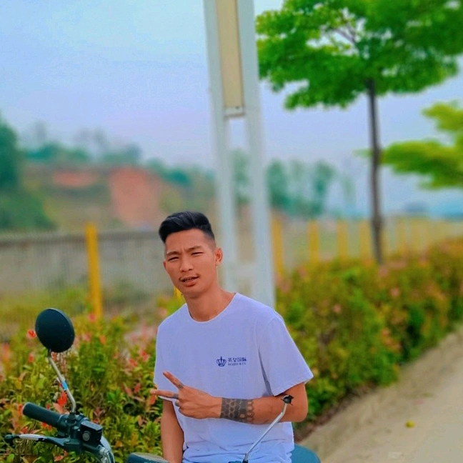 🇧🇫MyiTung Gam🇧🇫
