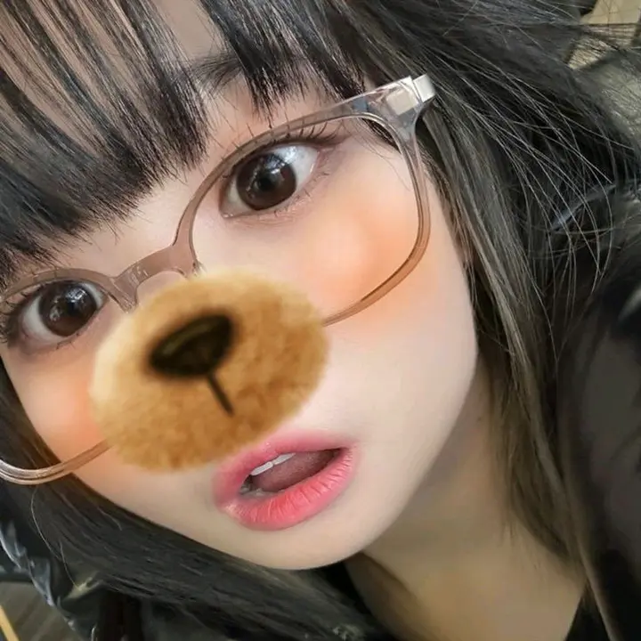 • 𝙰𝚖𝚎𝚕𝚒𝚊 💌 |ೄྀ࿐ ˊˎ-