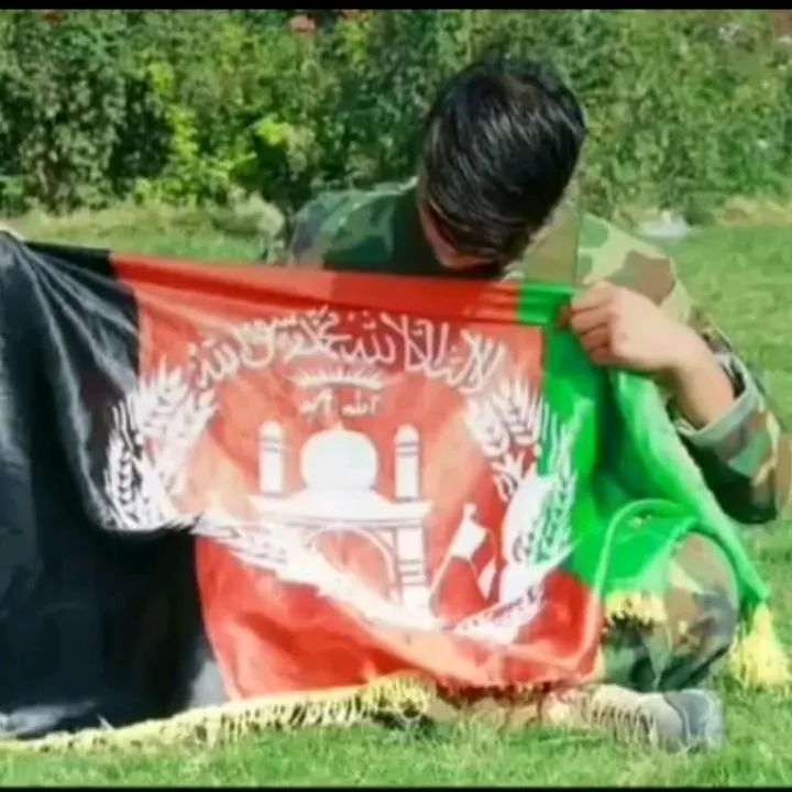 خوګياڼي لالا: 🇦🇫🔒🇪🇺