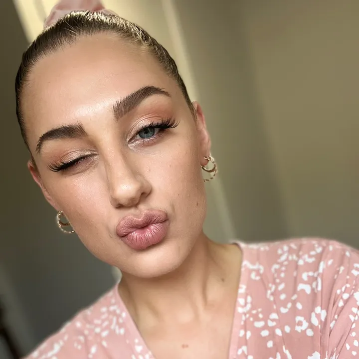 Georgia Taylor