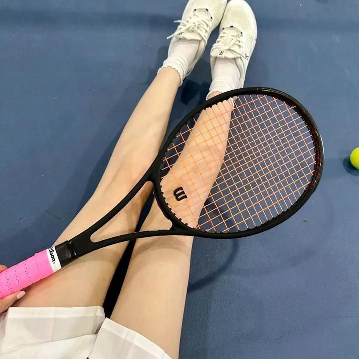 Em Gái Mê Tennis