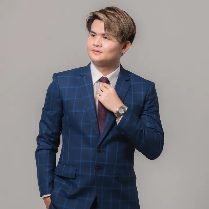 THE WALLSTREET FINANCIAL