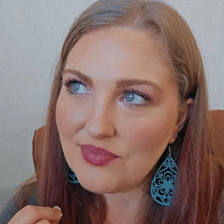 Aubrey✨️Coffee||Makeup||TTS