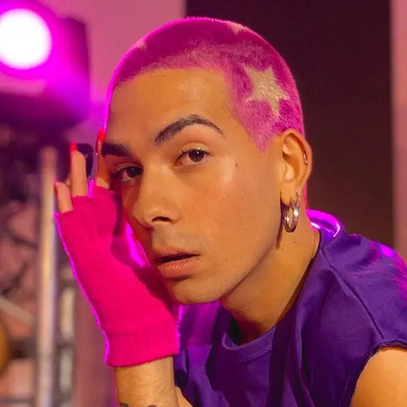 Feli Saraví G